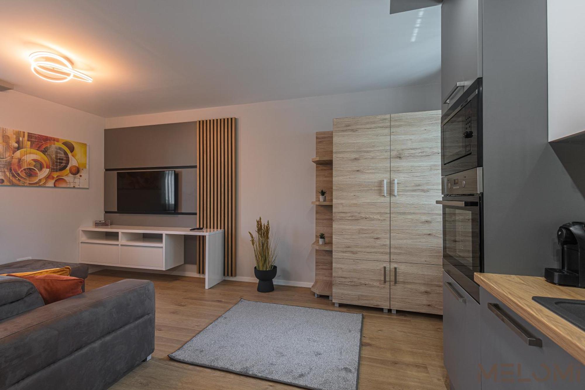 Melomi 1 Apartman Sarvar Exterior foto